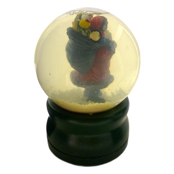 Musical Snow Globe Santa w/Sack of Toys Plays "Santa Claus is Coming to Town" - Picture 5 of 8